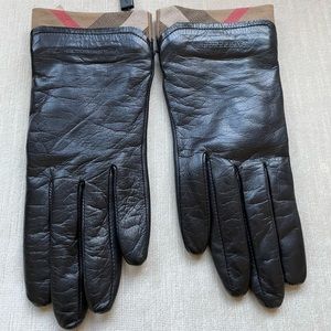 Burberry Leather Gloves